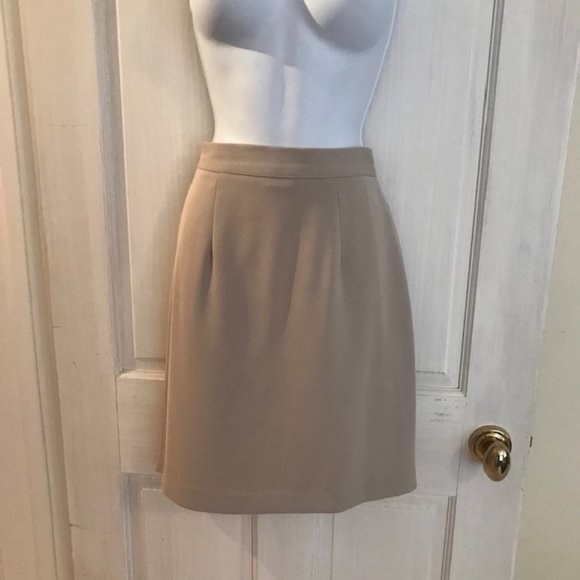 Beige 2 piece Skirt Suit - Picture 4 of 4